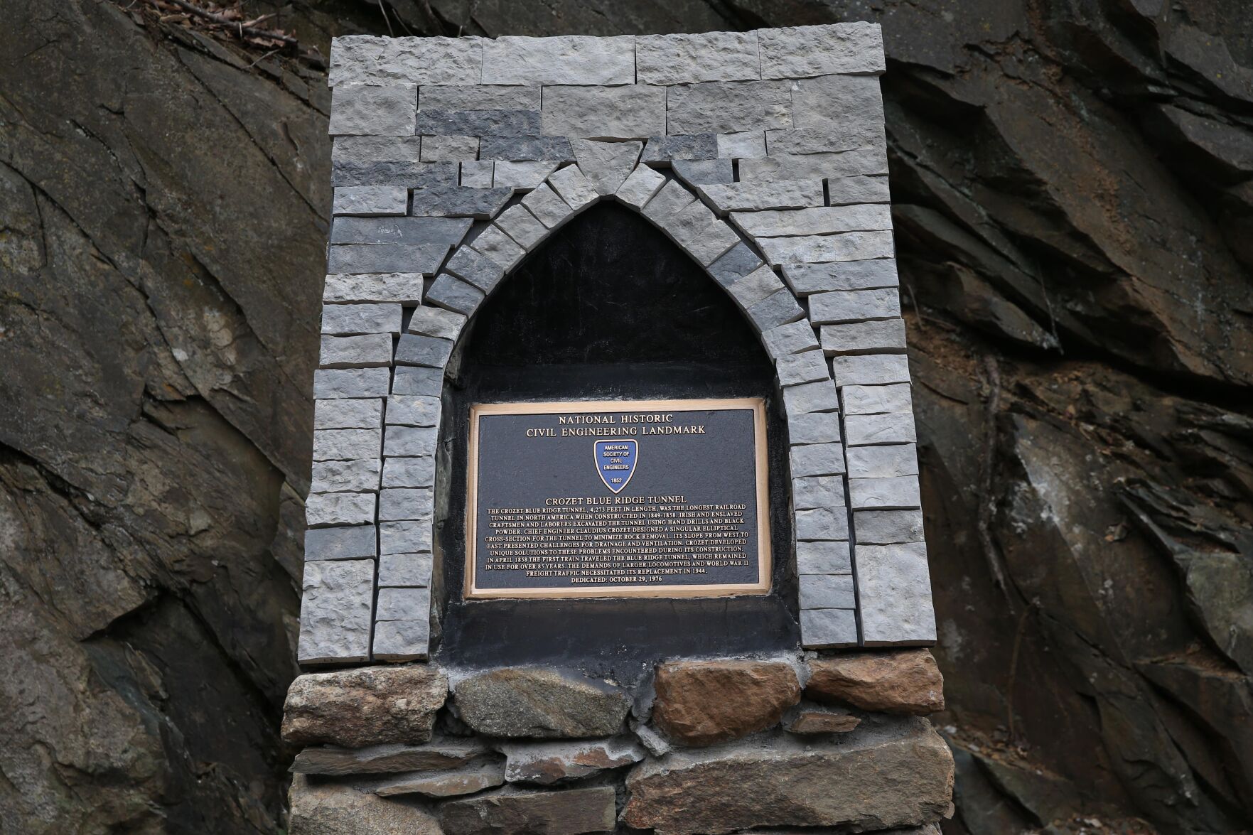 11220-cdp-news-blueridgetunnel383.JPG